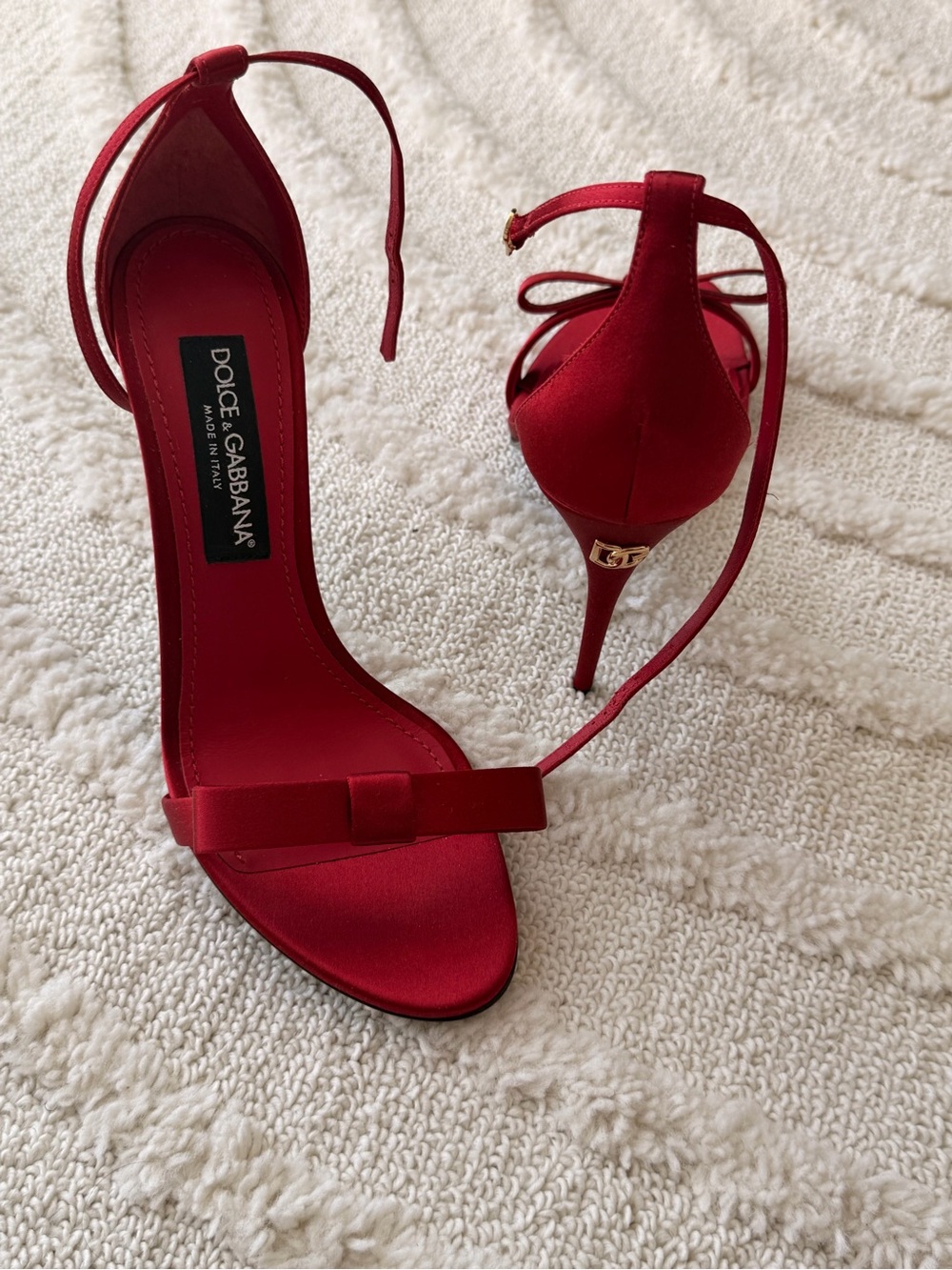 Dolce & Gabbana Red Satin Bow Ankle-Tie Stilettos / Size 40.5/9.5